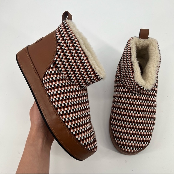 Amambaih Shoes - Amambaih Juana Low Woven Leather Chunky Shearling Lined Snow Boots in Cognac 9